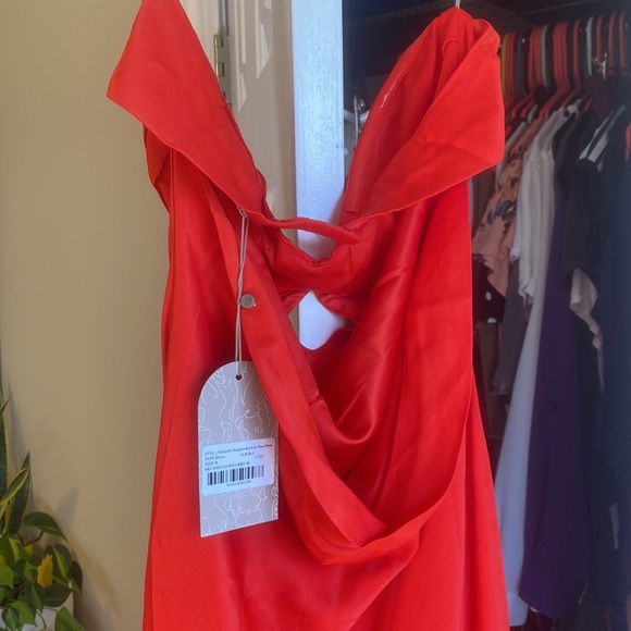 Meshki red long strapless dress NEW WITH TAGS - Picture 7 of 7